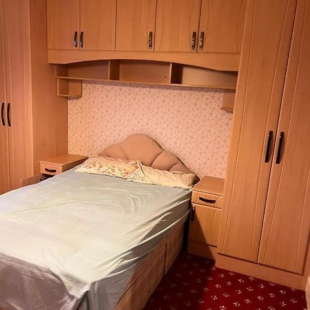 Whitby Road House Apartment Canvey Island Luaran gambar